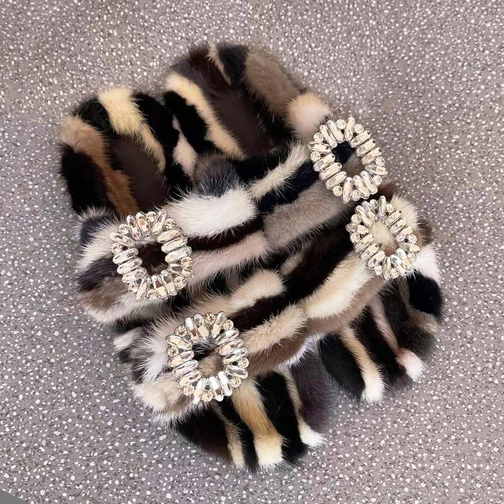 Luxurious Winter Fur Slippers for Women - 2024 Flat Real Mink Slippers for Ultimate Comfort and Style